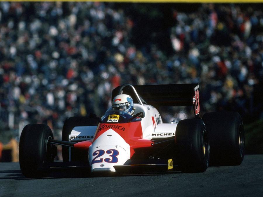  Alfa Romeo 183T 1983 года  (фото 9 из 11)